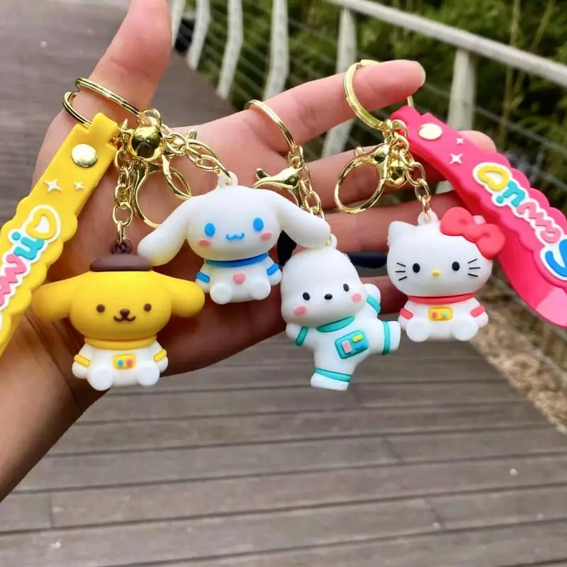 

Kawaii Sanrio Kuromi аниме фигурт автомобиль брелок школьная сумка Аксессуары для игрушек хороший внешний вид подарок для мальчиков и девочек Быстр...