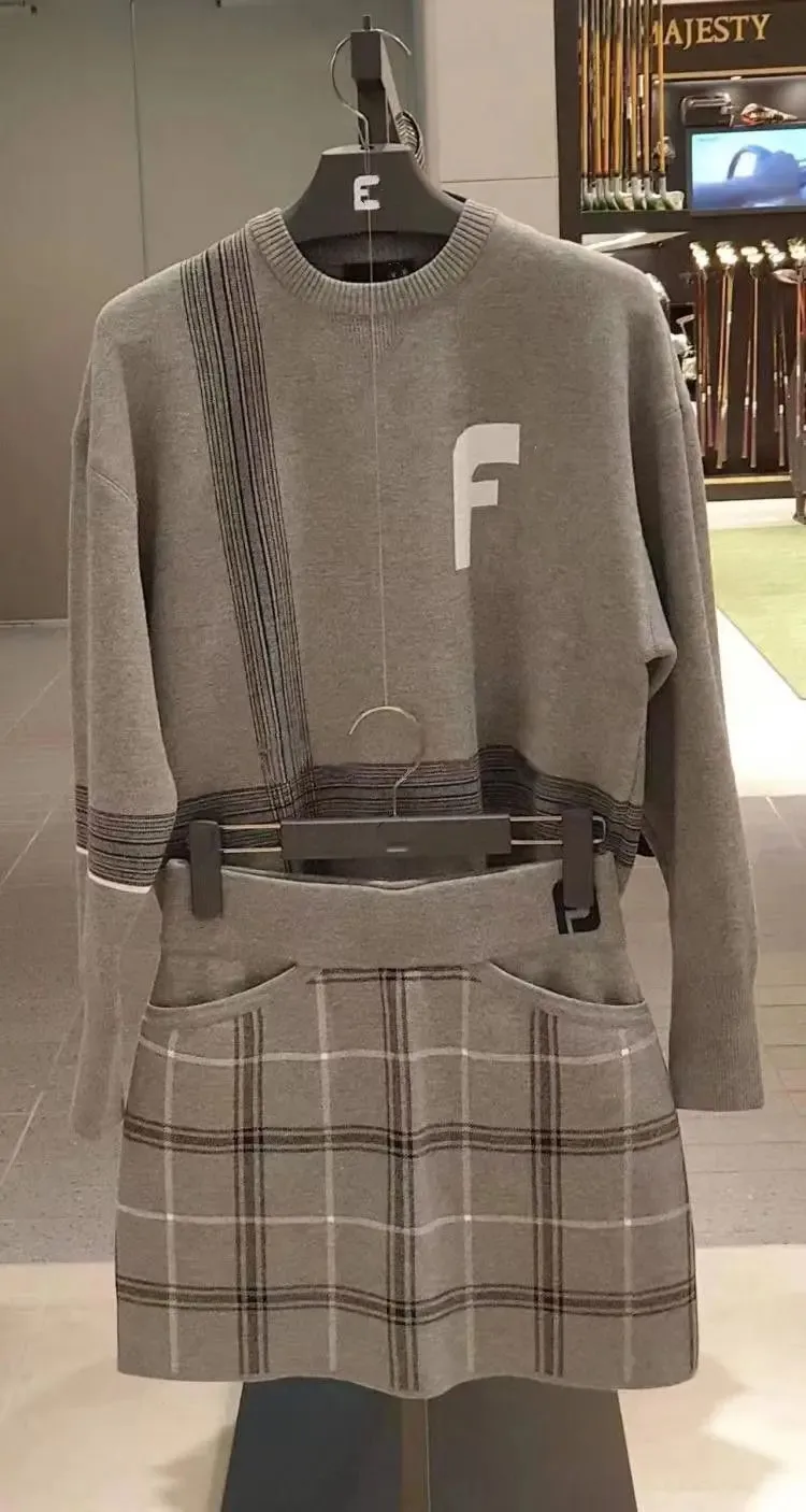 

2023 Autumn/Winter Golf Women's New Outdoor Leisure Warm Knitted Long Sleeve Top+High Quality Golf Skirt