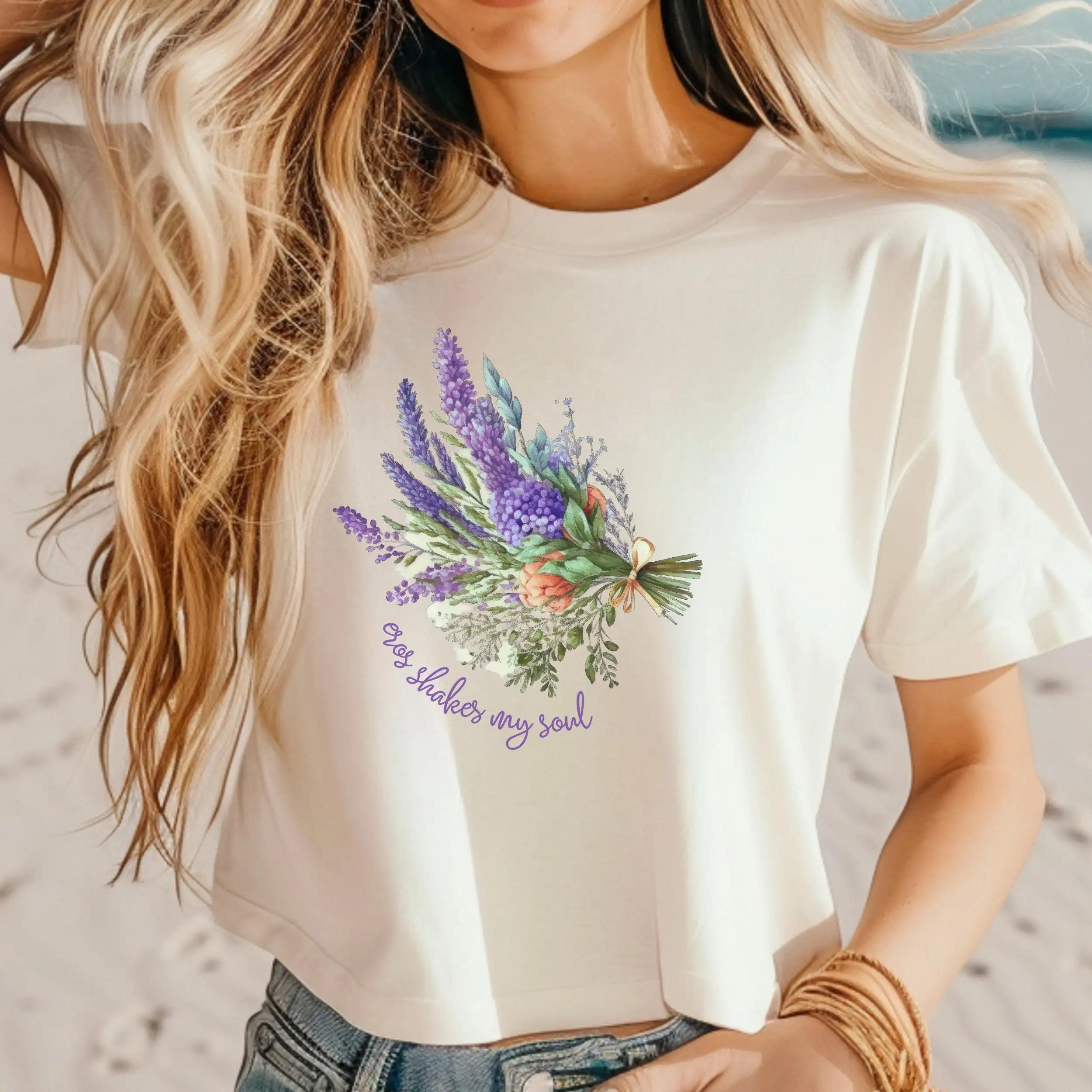 Футболка Sublte Sapphic с лавандой и цветочным принтом Sappho Цитата ЛГБТК Гордость