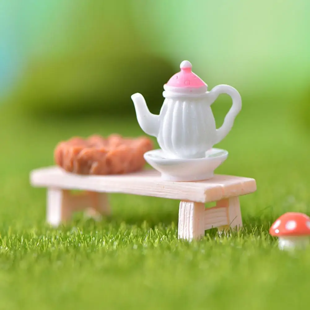 

5Pcs Resin Figurines Cartoon Exquisite Simulated Fairy Garden Vivid Mini Teapot for Bookshelf
