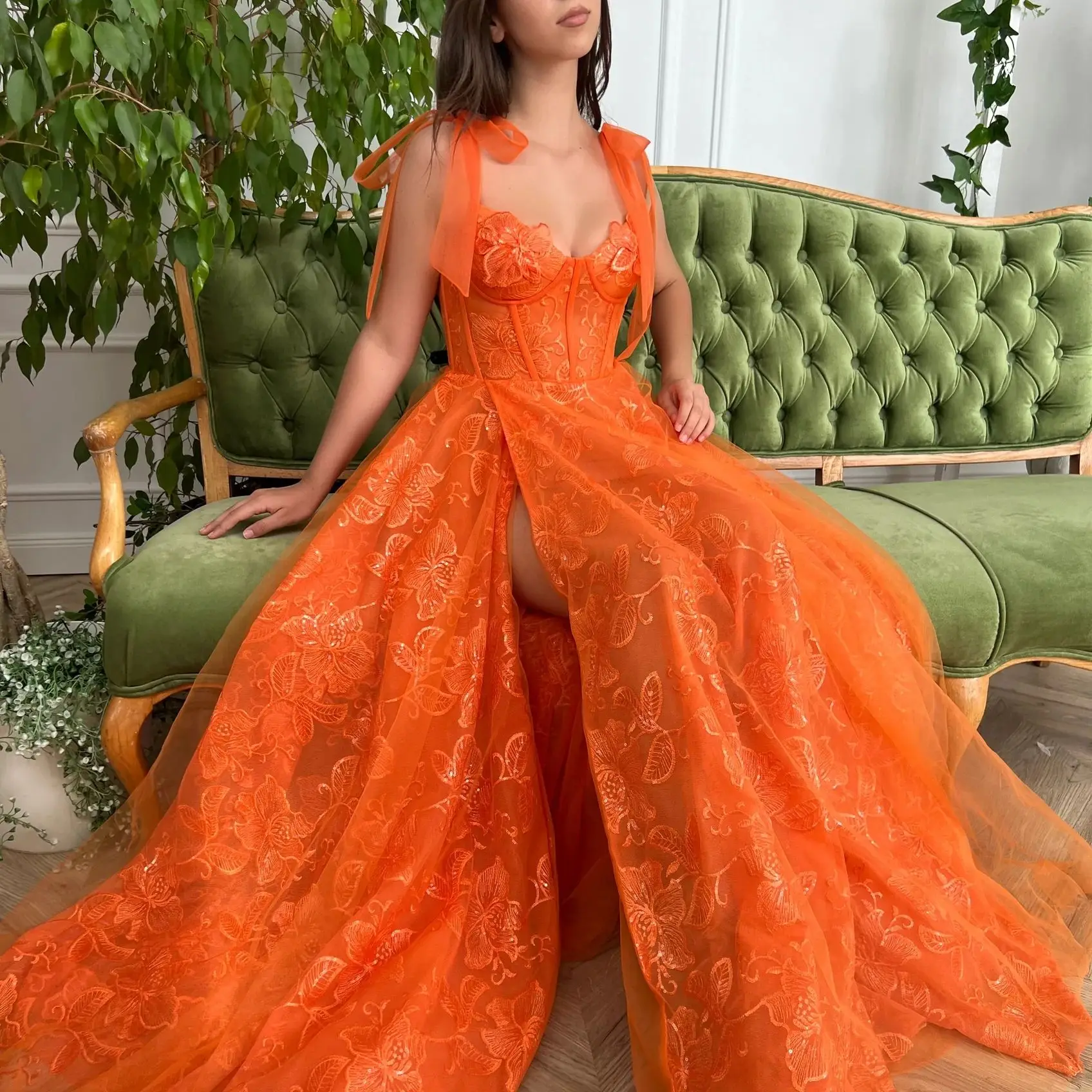 

Elegant Orange Evening Dresses with Spaghetti Straps Lace Prom Dress 2022 Appliques Sequins Formal A Line Women Party Gowns