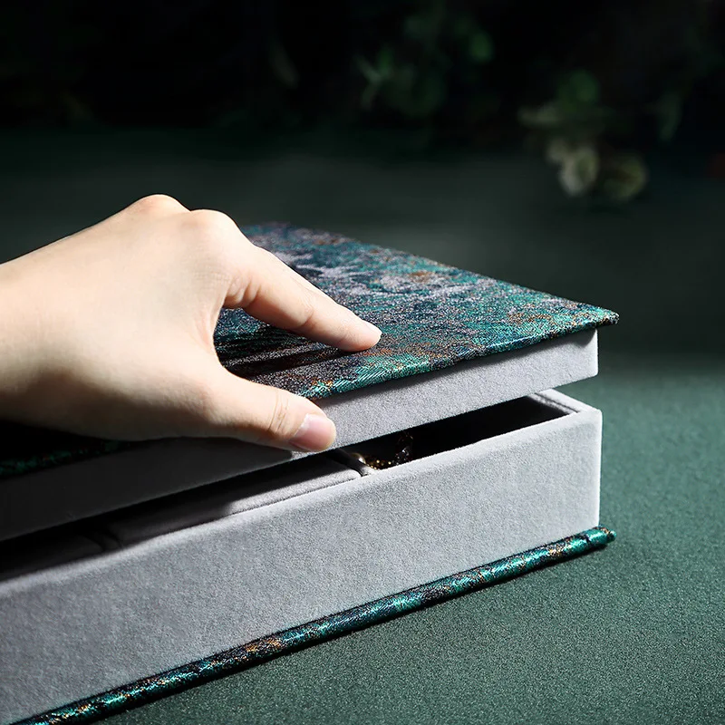 New Flannel Jewelry Display Box Earring Ring Necklace Large Space Adjustable Organizer Packaging Storage Display Case Container