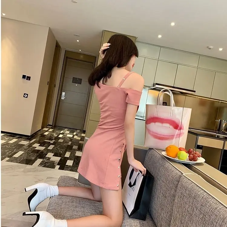 Женское повседневное мини-платье на пуговицах черное элегантное приталенное