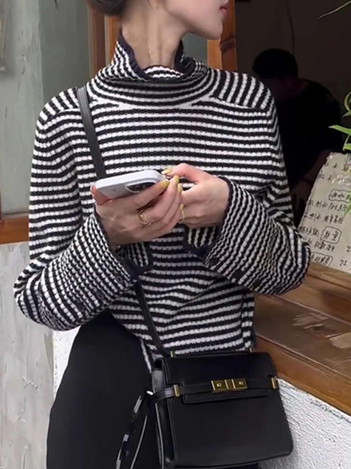 Fashionable Western Sle High-Grade Black and White Striped Knitted Bottoming Shirt Women Autumn Winter Loose Slimming I...