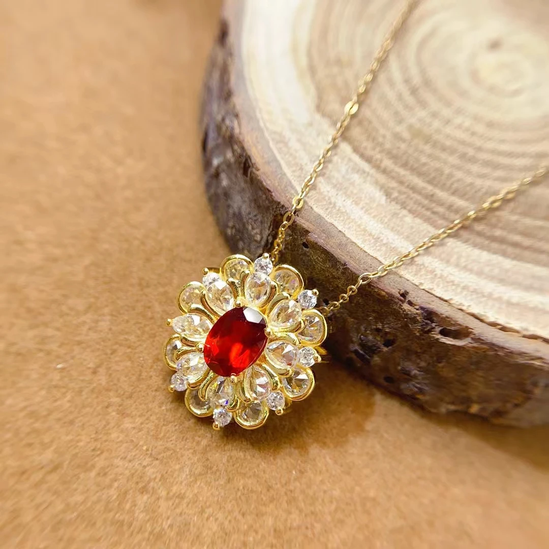 Изящные Ювелирные изделия натуральный гранат с полной четкостью женская