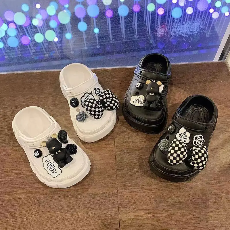 

Girls' Slippers 2023 Summer New Cartoon Bow Versatile Hole Shoes Children's Bathroom Outdoor Beach Sandals