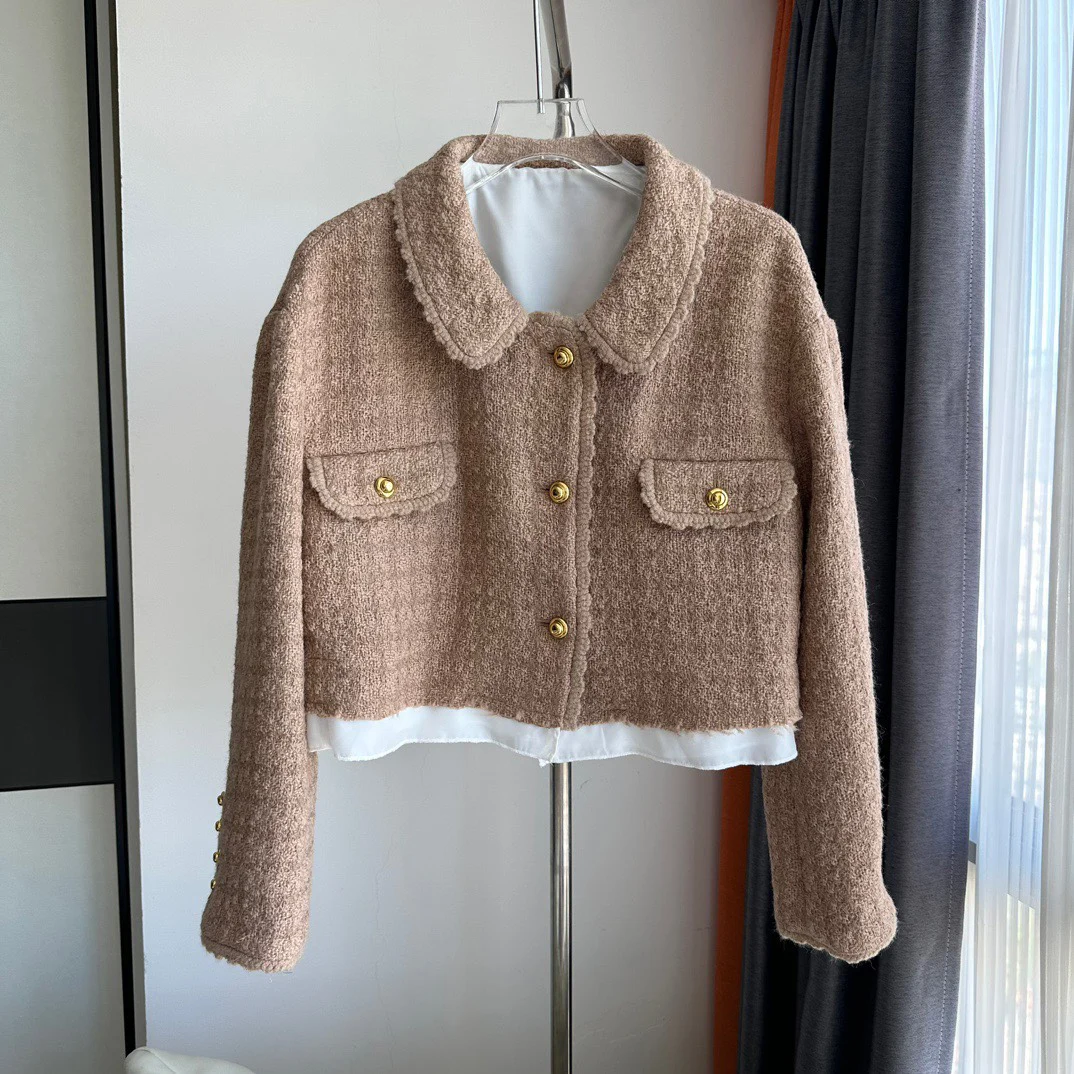 

Early autumn new short coat, temperament small short design age reduction sweet breath719