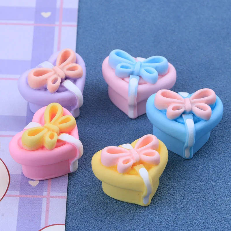 

Kawaii Heart Gift Box Resin Cabochons Scrapbooking For Hair Bow Center DIY Crafts Decor Kids Doll house Accessories