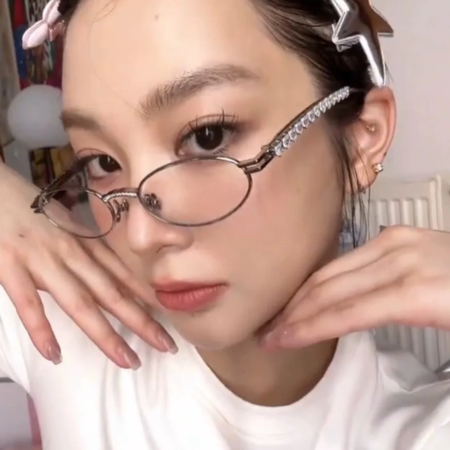 Y2K солнцезащитные очки в форме сердца с бриллиантовой оправой женские маленькие