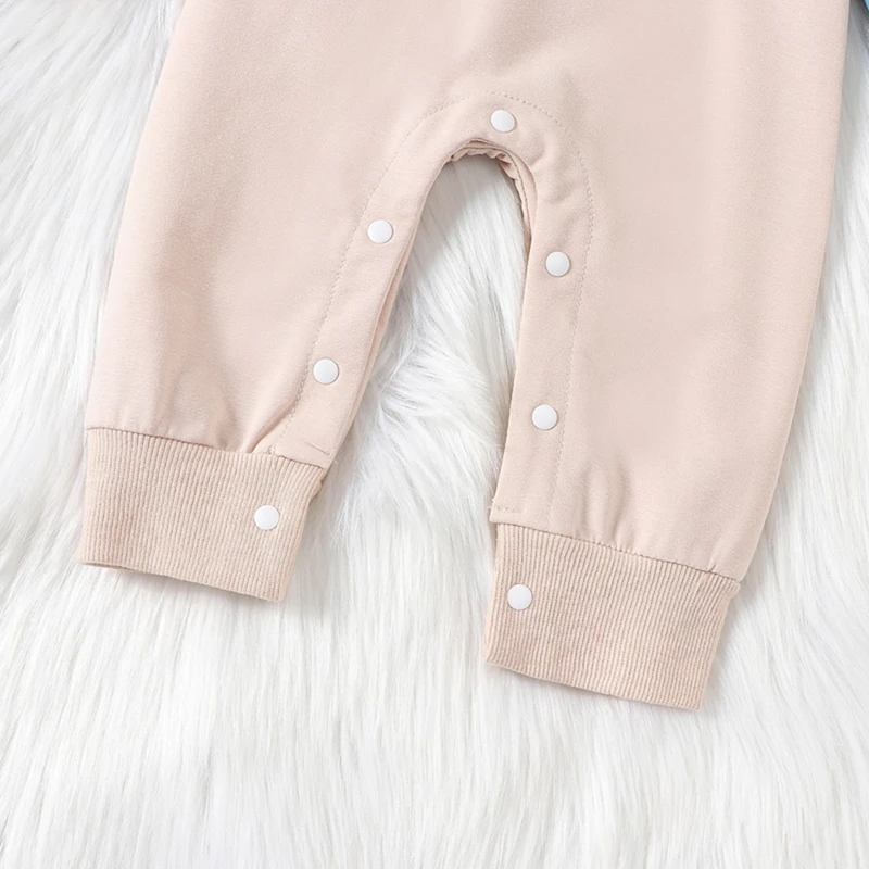 Рисунок 5 - Комбинезон для новорожденных с