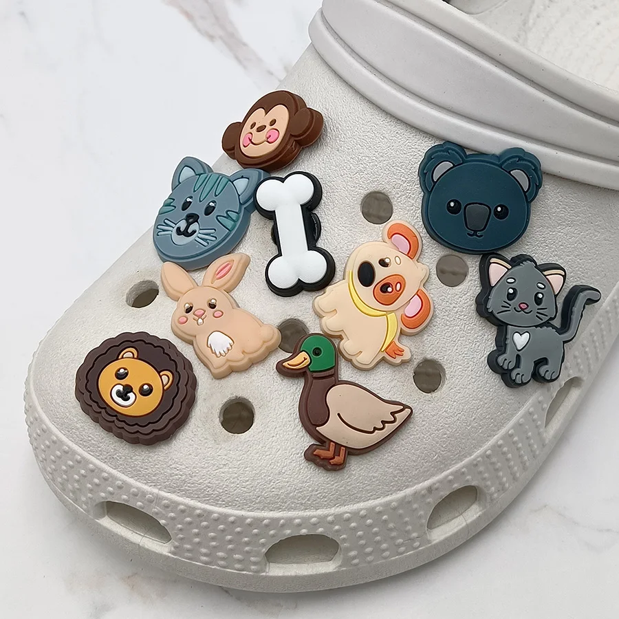 Single Sale Cartoon Animals PVC Shoe Buckle Accessories Funny DIY Cat Dog Rabbit Shoe Decoration Jibz For Crocs Charms Kids Gift