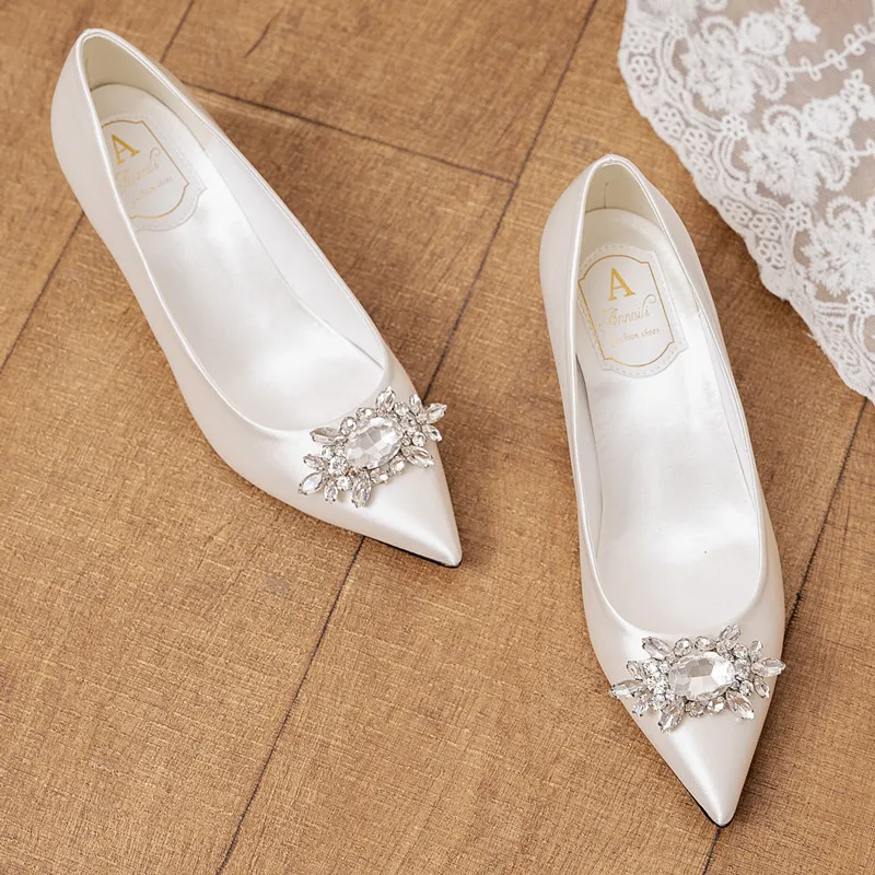 

2023 New Low Heel Rhinestone Pregnant Women Bride Sweet Shoes Master Wedding Dress Dress Bridesmaid Shoes White Wedding Shoes
