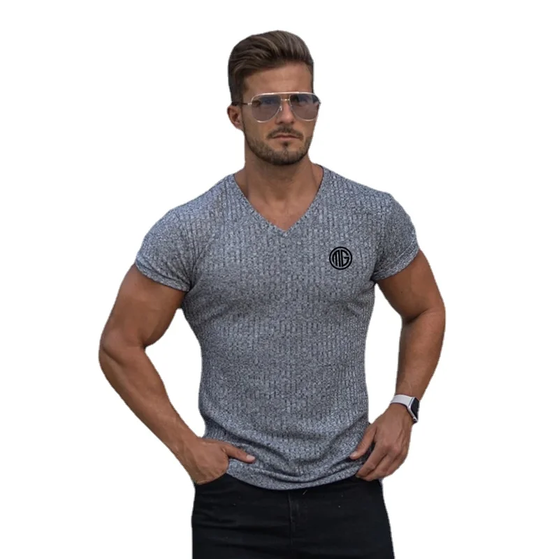 

Mens Knitted Bodybuilding Fitness Slim Fit Black Strips Summer Brand Fashion Casual Breathable Peinted T-shirt