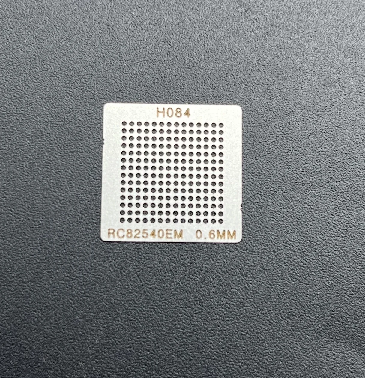 

28007984 XC6SLX9-2CPG196C DSP56321VL275 BGA196 Стальная сетка для посадки шариков