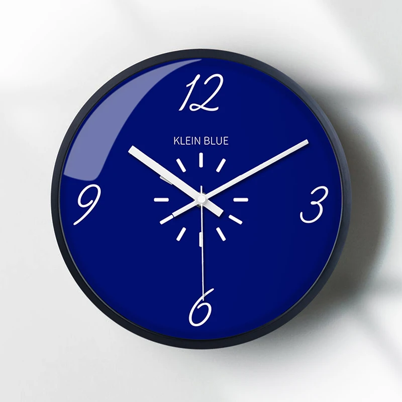 

Большие синие настенные часы Klein, современные бесшумные часы, металлические часы для спальни, настенный Декор для дома, креативное украшени...