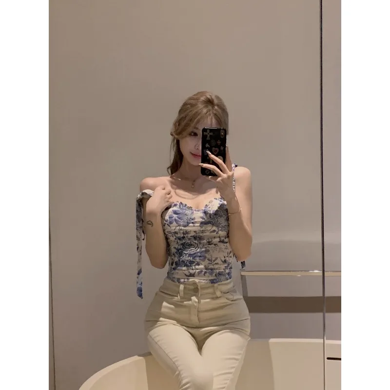 Топ женский облегающий без рукавов однотонный шикарный пикантный маленький Desire