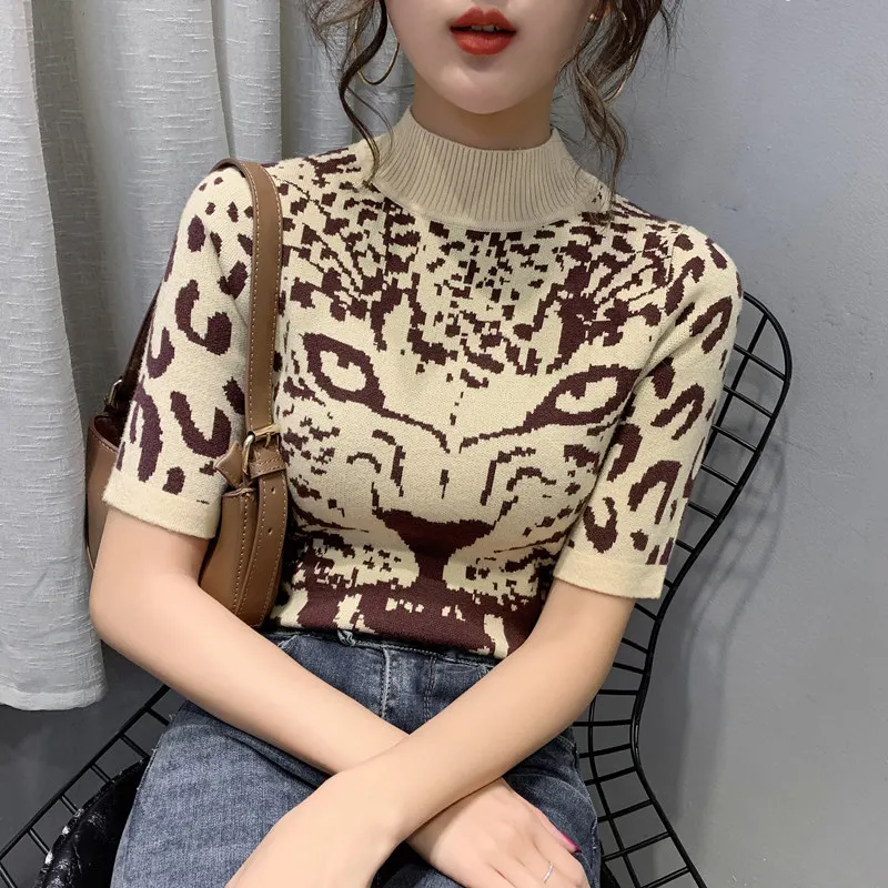 

Женская трикотажная футболка с коротким рукавом, облегающая футболка с ложным воротником и леопардовым принтом, модель 2018 в Корейском стиле на лето