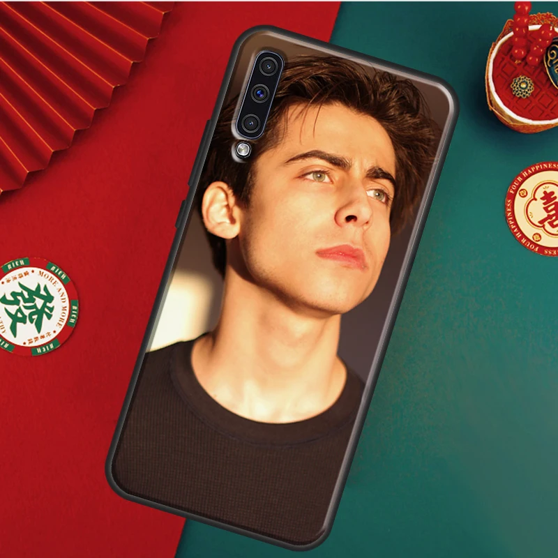 Чехол Umbrella Academy Aidan Gallagher для Samsung Galaxy A35 A55 A53 A33 A13 A15 A36 A56 A26 A16 A22 A32 A52 A54 A34 A05 A06