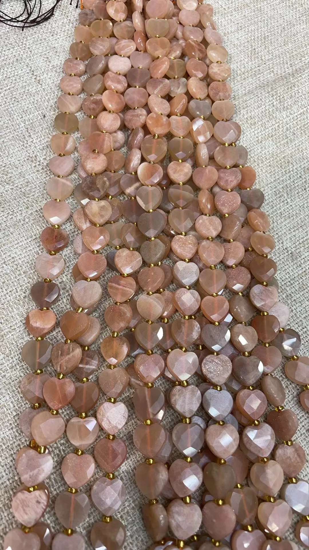 Натуральная огранка в виде камня Ян форма сердца для лица 12x12 мм длина 39 см