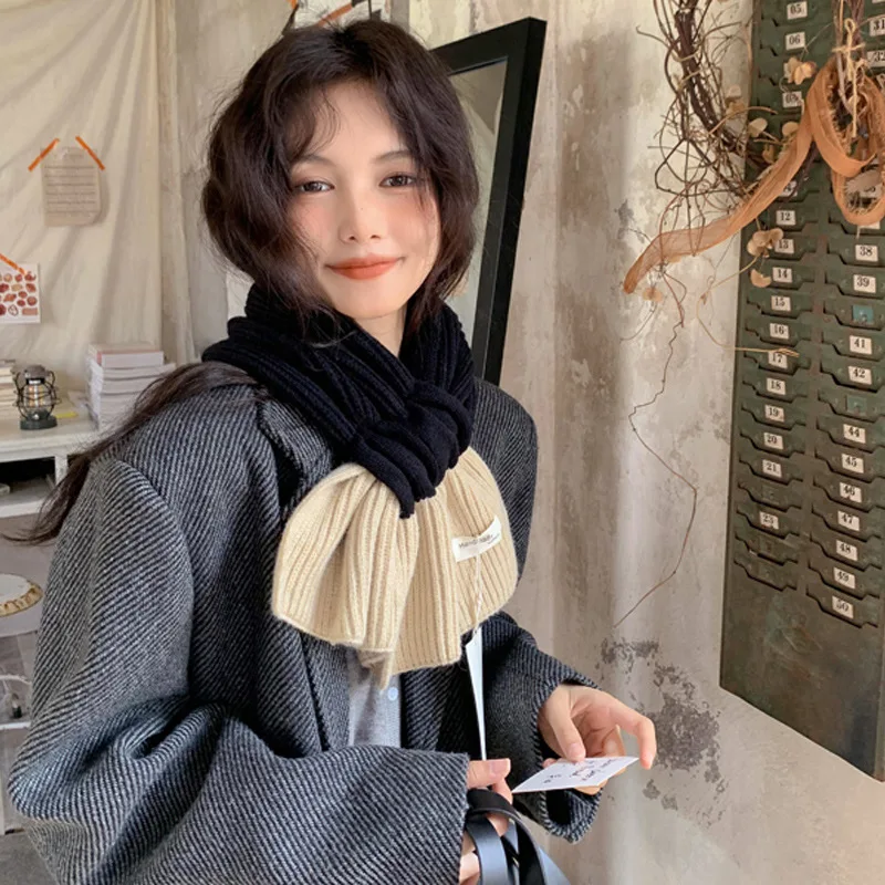 Маленький шарф с крестиком женский осенне-зимний свежий теплый универсальный