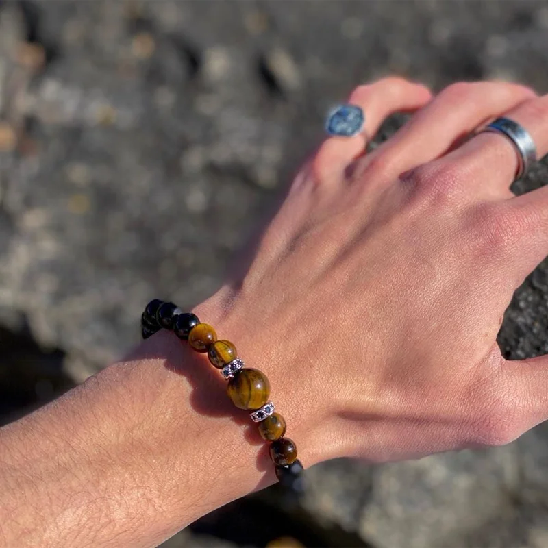

2022 Новый Винтажный круглый мужской браслет, простой браслет ручной работы с тигровым глазом 8 и 10 мм, каменный браслет с бусинами для Мужчин, ...