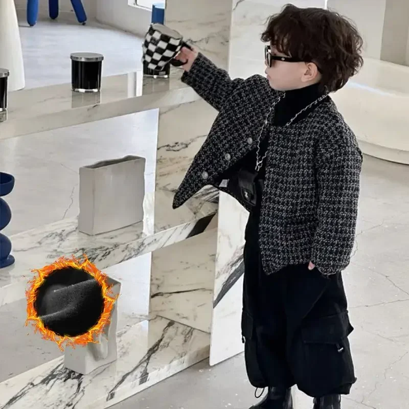 Пальто для мальчиков 2024 осенне-зимняя новая детская одежда черное твидовое