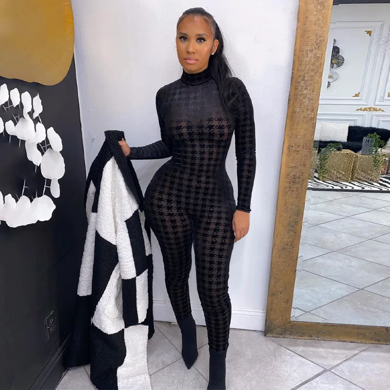 

European and American foreign trade women's clothing 2021 winter express new long sleeve printed slim fit hip lifting sports
