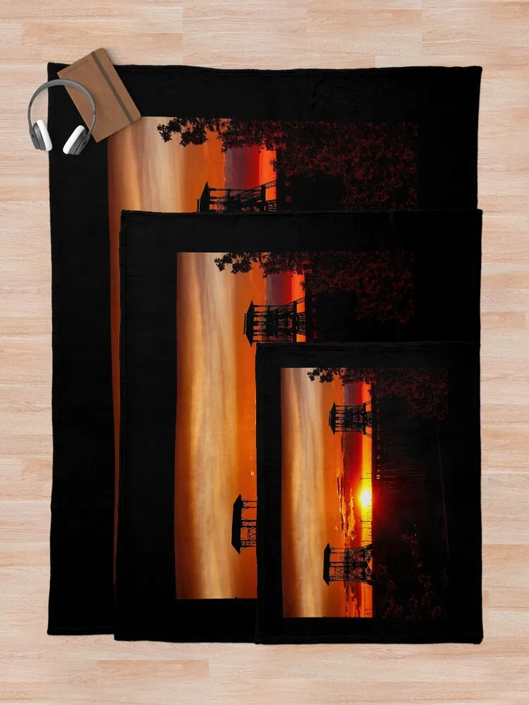 Закат over be-MINE Beringen Бельгия одеяло спальный мешок модные диваны для дивана одеяла