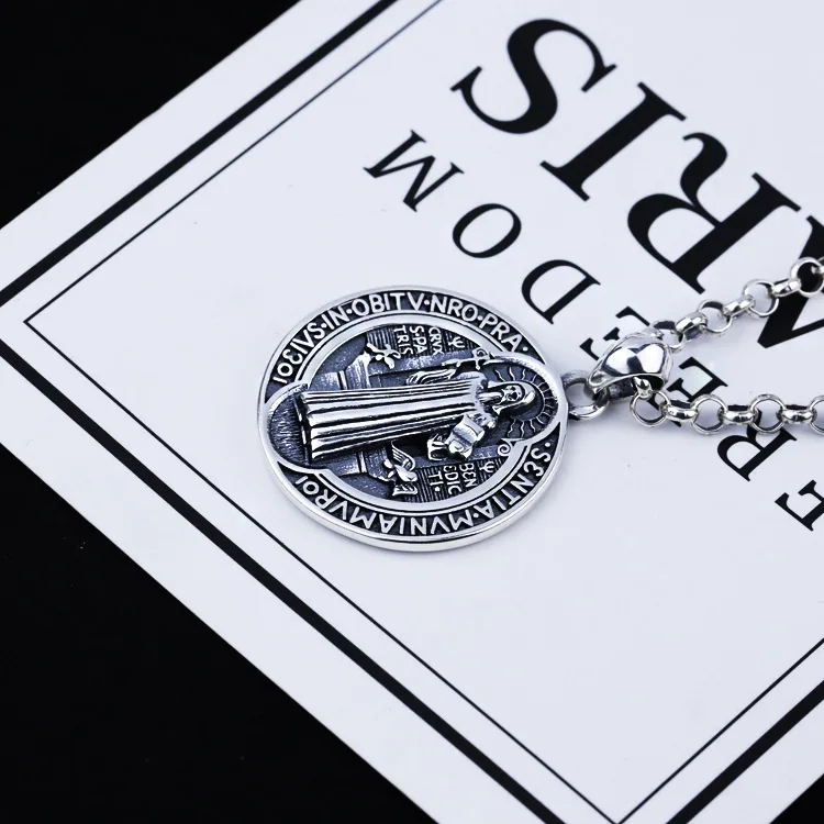 

S925 pure silver celebrity new saint Benedict gifts for men women necklace pendant pendant Notre Dame personality