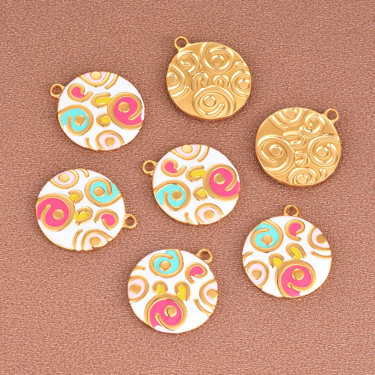 4Pcs/lot Stainless Steel Wholesale Colorful Round Pendant Charms Gold Plated for DIY Bracelets Necklaces Jewelry Making Supplies