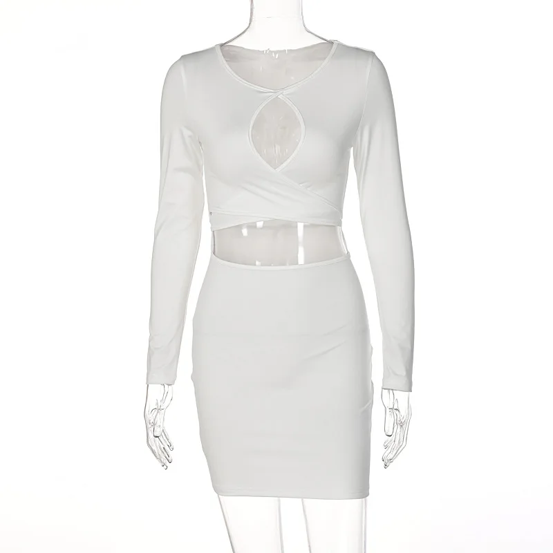 Women White Solid Color Round Neck Long 