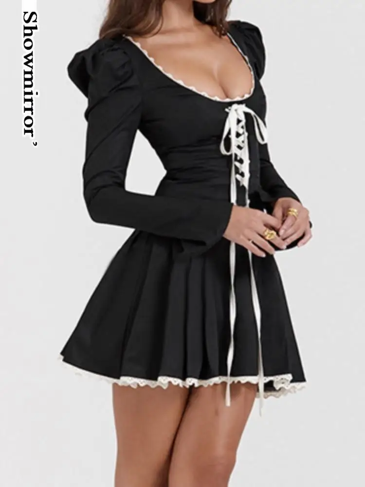 

Мини-платье женское кружевное ТРАПЕЦИЕВИДНОЕ с квадратным вырезом и рукавами-фонариками