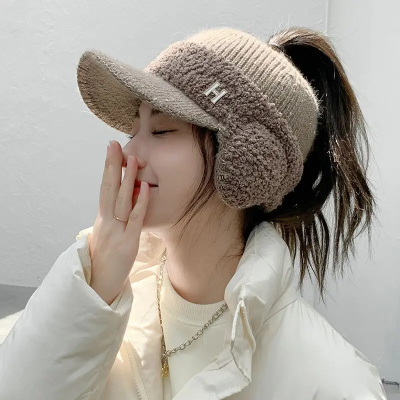 

NEW 2023 Fashion Trend With Earflaps Empty Top Baseball Caps Lambswool Knitted Women's Hat Autumn Winter Thicker Warm Cap