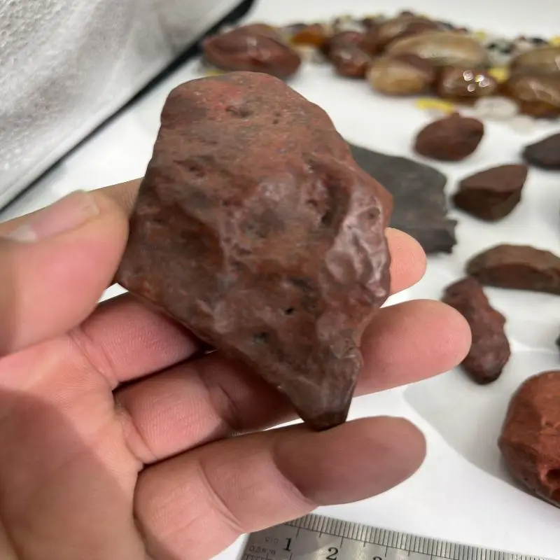 1Kg Natural Raw Stone Agate Red Edding Gravel Accompanying Handle Piece Decorative Ornaments