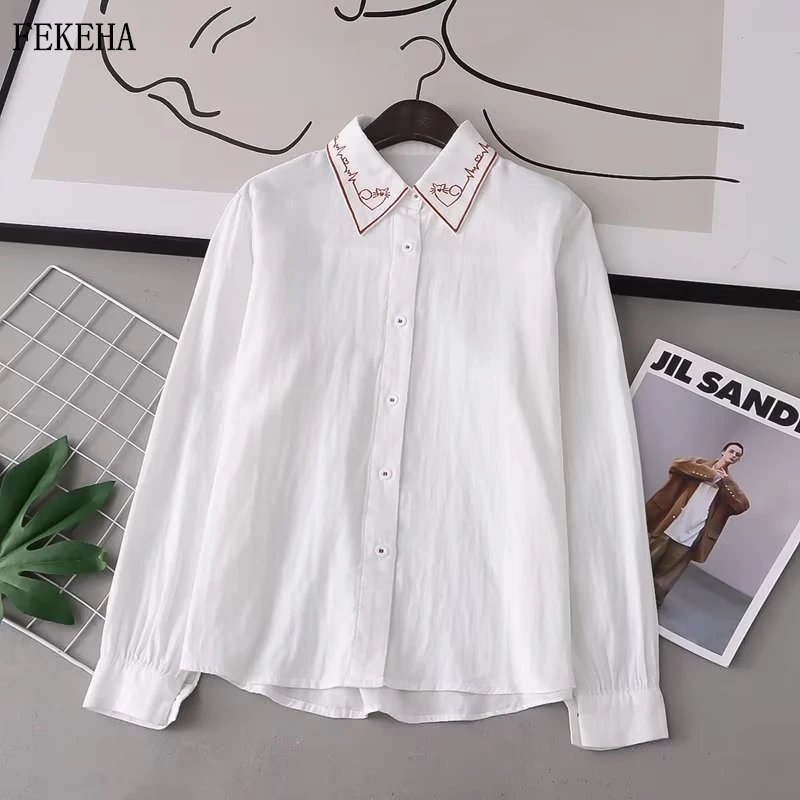 

Женская рубашка с вышивкой кошки, белая блузка из хлопковой пряжи с длинным рукавом, Дамские топы с отложным воротником, женская одежда, нов...