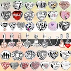 Блестящий кулон-цепочка серебряного цвета в виде сердца на День Матери