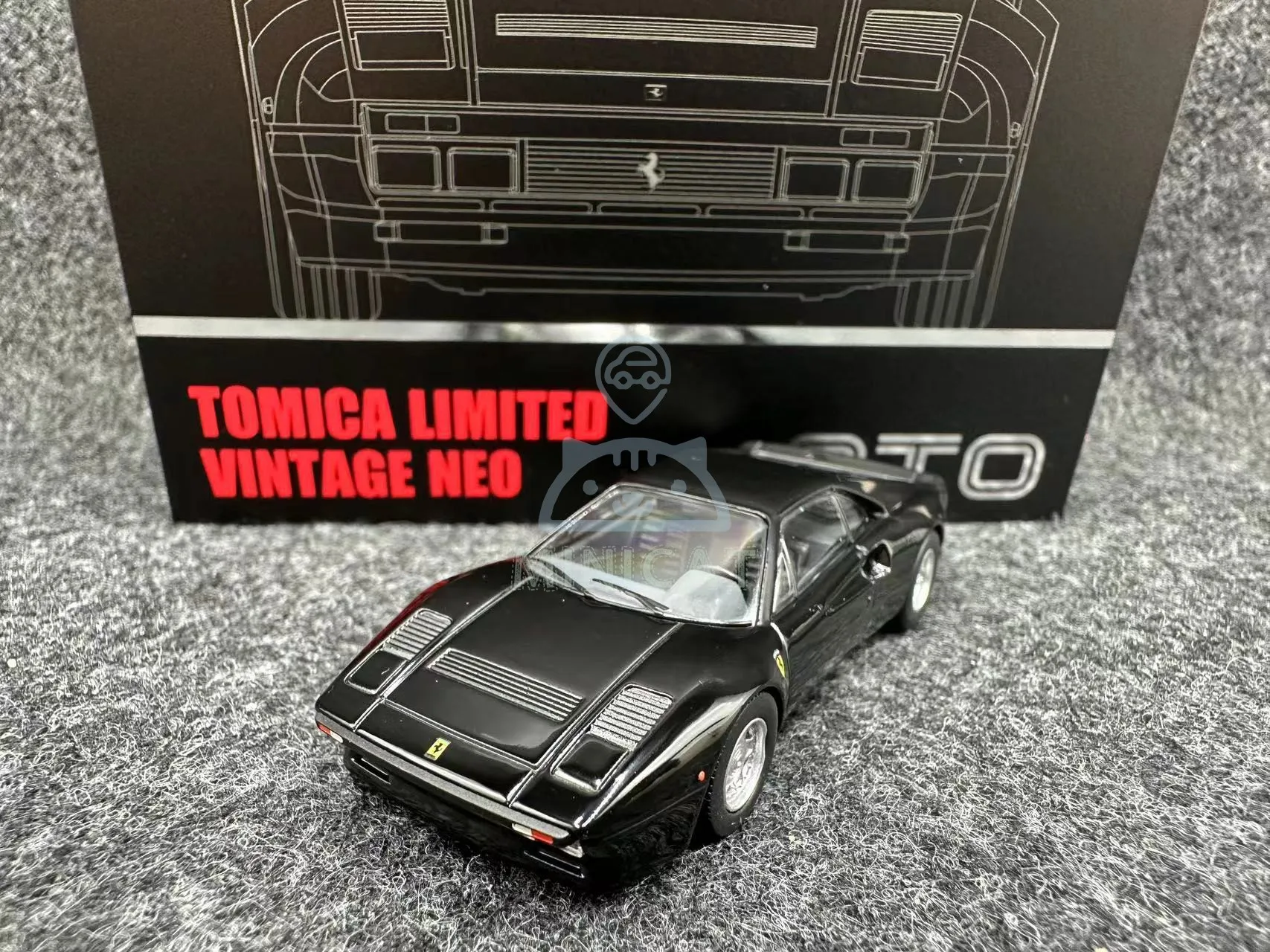 

Модель автомобиля Tomytec TOMICA TLV LV Ferrari GTO Black 1/64 из сплава