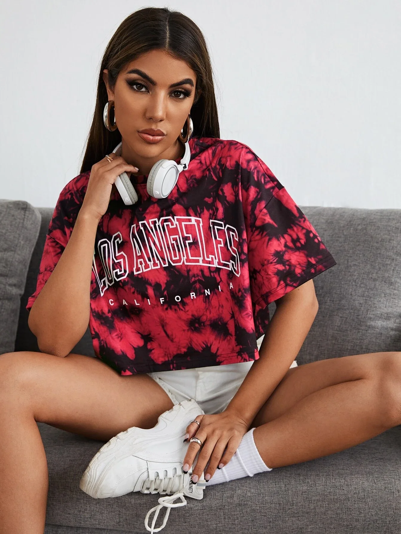 

Drop Shoulder Letter Graphic Tie Dye Tee