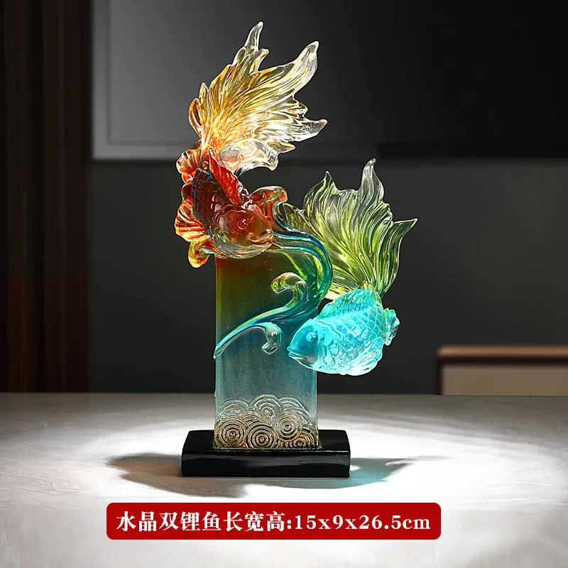 

Статуя счастливого карпа из смолы