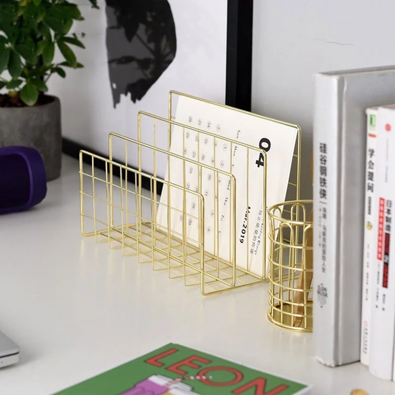 

Three Wrought Iron Bookshelf Creative Metal Book Stand Holders Desktop Decoration Home Decoration Storage Racks Accessories
