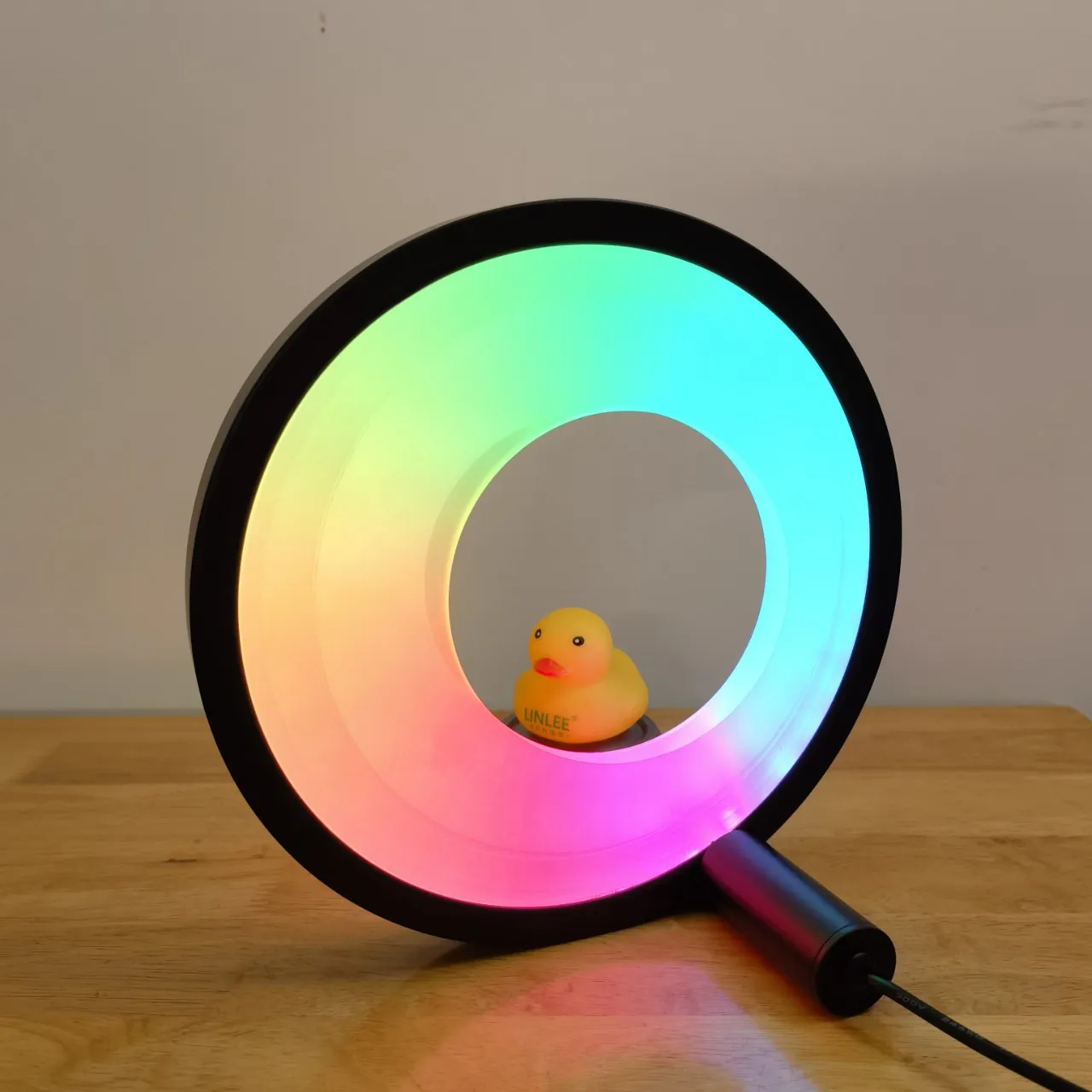 

Акриловая красочная музыкальная креативная настольная лампа, прикроватная Светодиодная лампа с дистанционным управлением для спальни, гостиной, настольное украшение, подарок