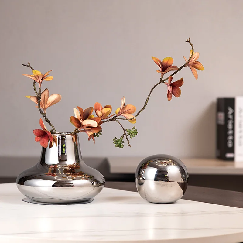 

Nordic Ceramics Silver Plating Vase Home Flower Accessories Vase Living Room Wine Cabinet Decora Artwork Soft Outfit Ornaments