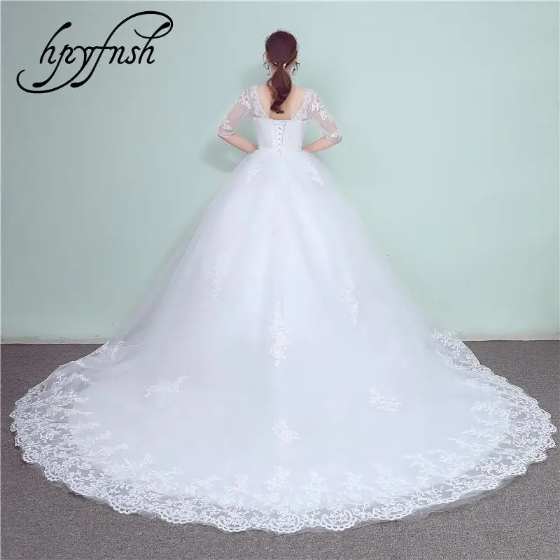 

White Sweep Train Muslin Wedding Dresses 2022 Vestidos de Noivas New Fashion Lace Half Appliques V neck Plus Size Bridal Gown