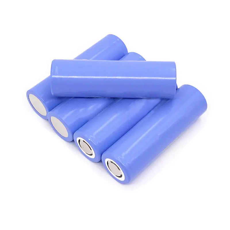 2022 NEW 21700 3.7V 4000mAh real capacity Li-Ion Rechargeable Battery for Flashlight electronic car flat head batteries |