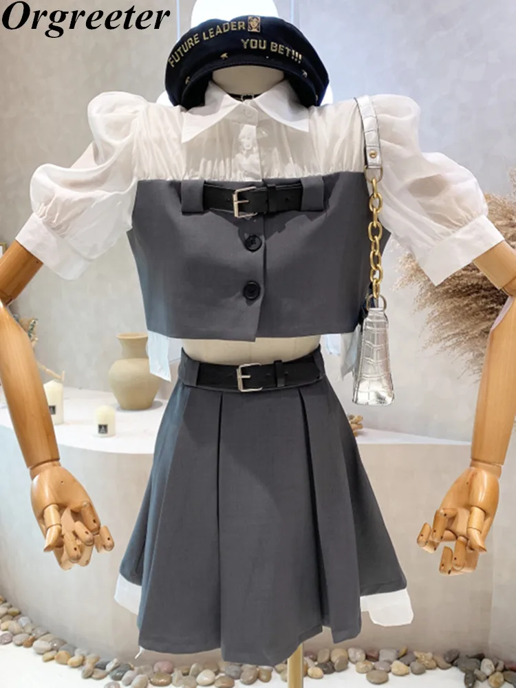 

Женский комплект из рубашки и плиссированной юбки, комплект из двух предметов в стиле колледжа, блузка с ремнем, укороченный топ и мини-юбка,...