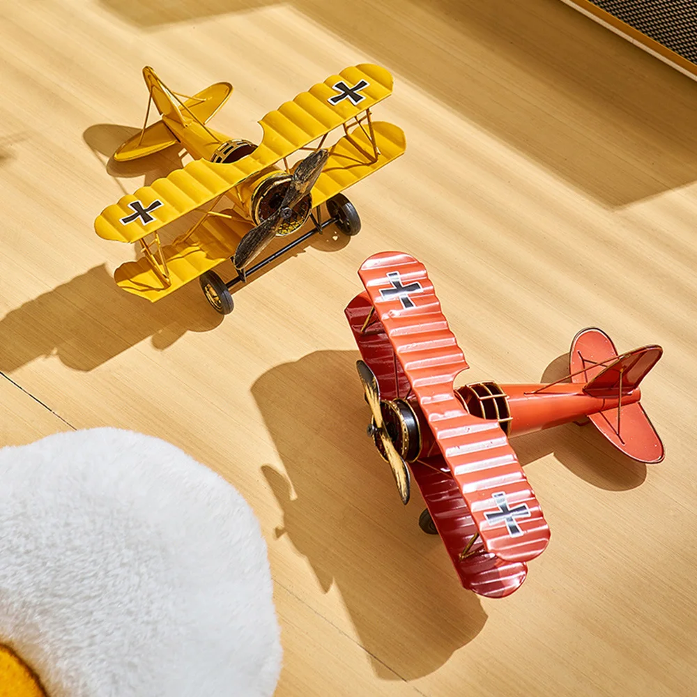

Simple Home Decoration Tabletop Model Metal Vintage Plane Miniatures Sculpture and Figurines Room Ornaments Crafts Gift for Kids