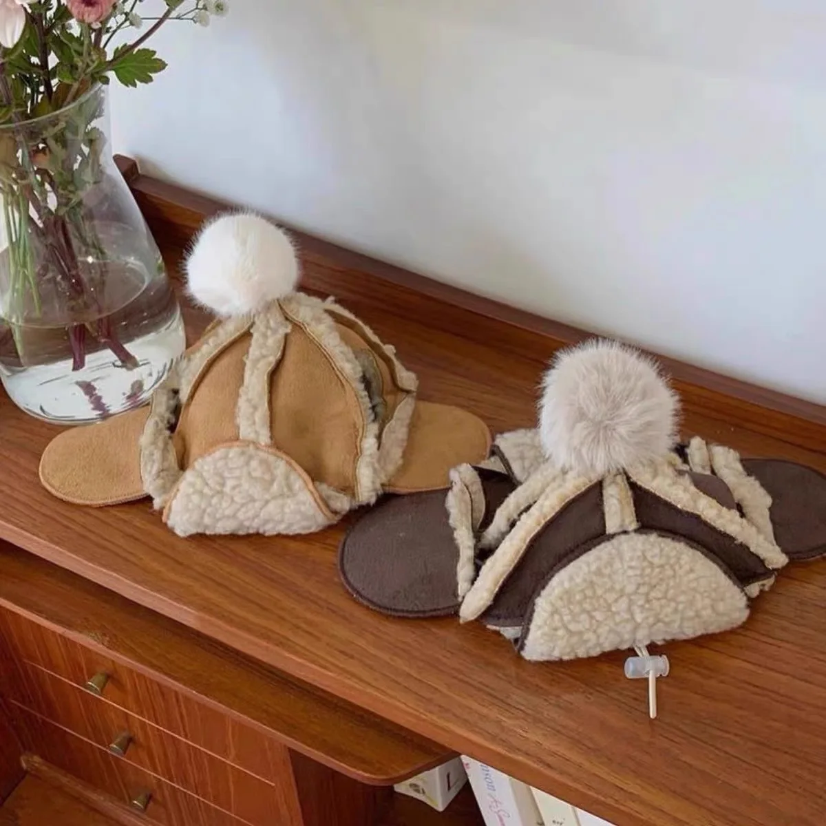 Осенне-зимняя плюшевая теплая и ветрозащитная шапка из овечьей шерсти для