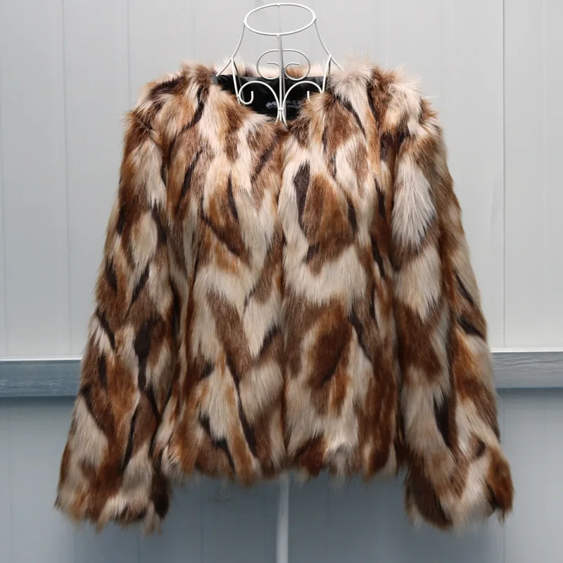 New Fox Fur Imitation Fur Coat Short Women Slim Raccoon Faux Fur Coat Winter Coat