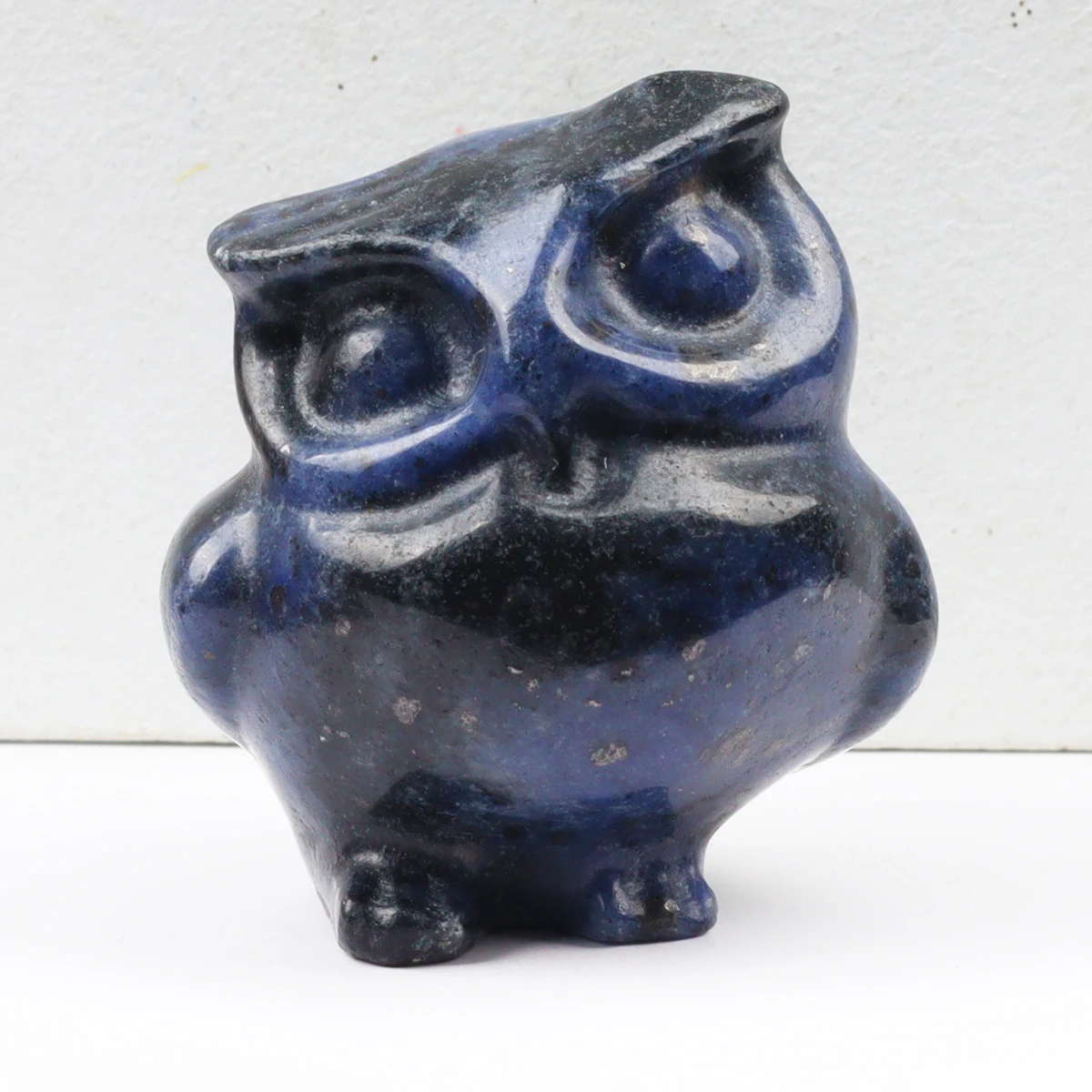 

Фигурка совы из аметиста