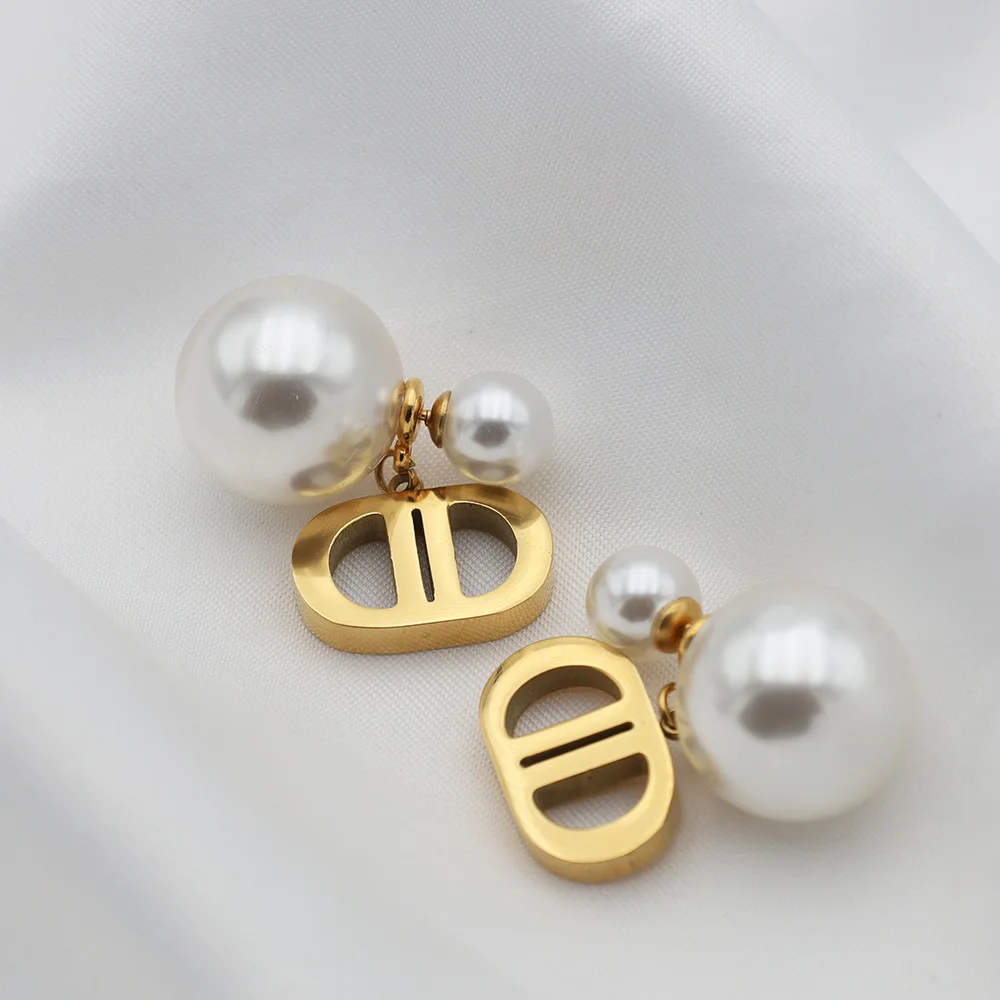 

European and American vintage 18K double D pearl earrings Luxury small fragrance earrings Female minority earrings